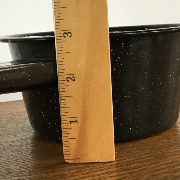 Vintage Enamelware Saucepan Black Speckled Cooking Camping Pan - Picture 8 of 13